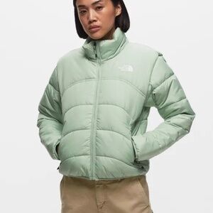 The Northface Women's 2000 puffer jacket color misty sage (085)